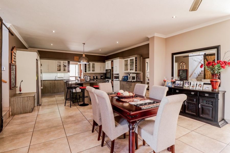 4 Bedroom Property for Sale in Melodie North West